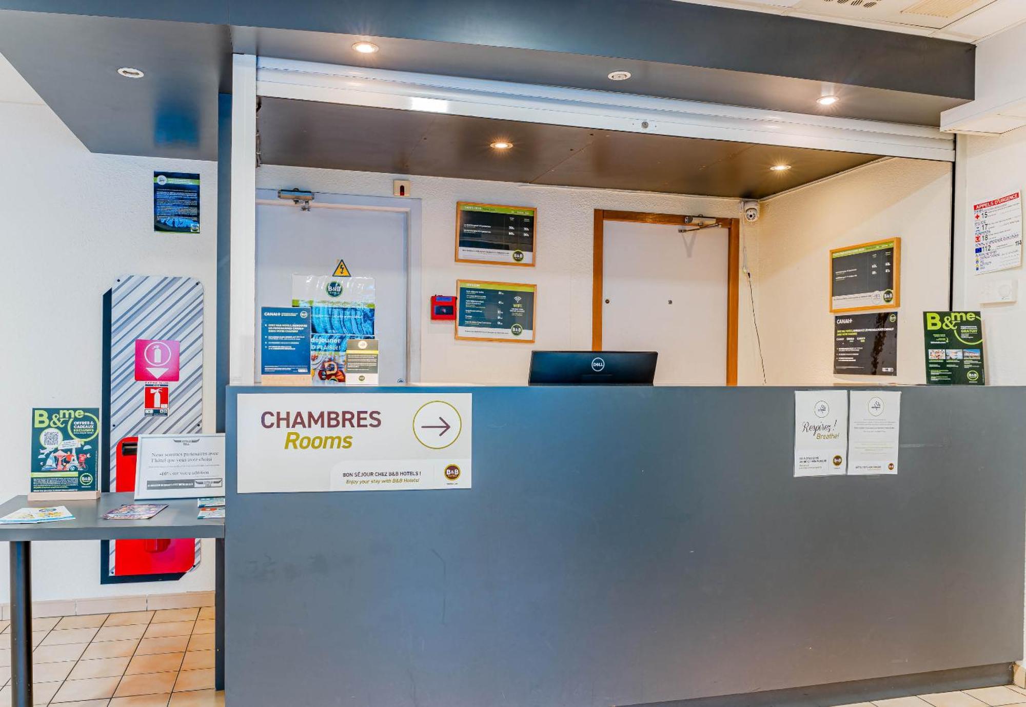 B&B Hotel Châtellerault Buitenkant foto