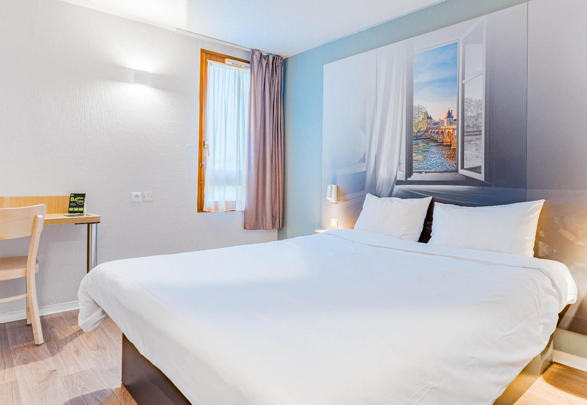 B&B Hotel Châtellerault Buitenkant foto