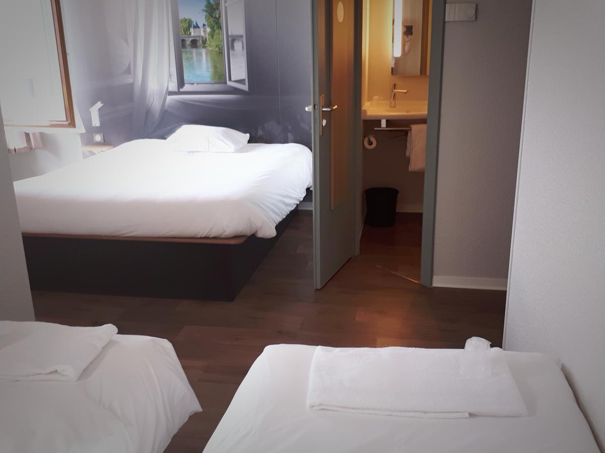B&B Hotel Châtellerault Buitenkant foto