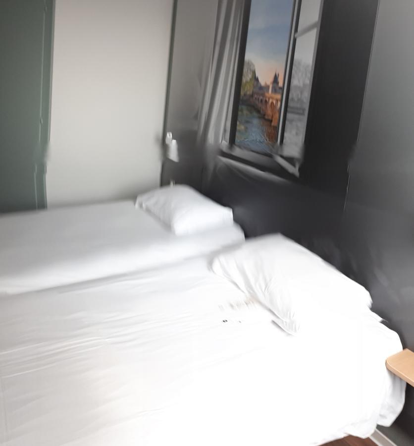 B&B Hotel Châtellerault Buitenkant foto