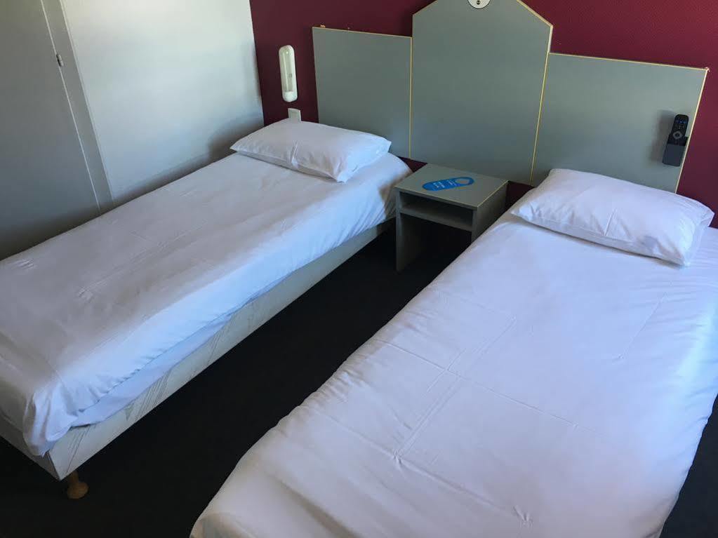 B&B Hotel Châtellerault Buitenkant foto